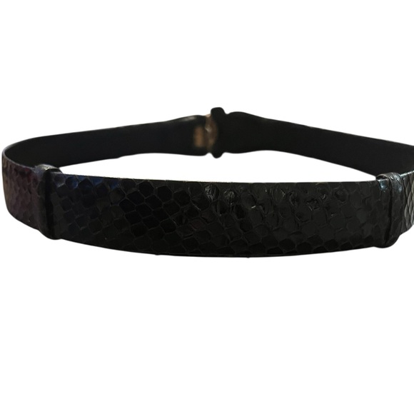 Judith Leiber Black snakeskin vintage Belt with Signature Detail adjustable - Picture 8 of 8